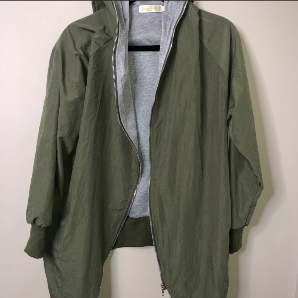 Green Spring Jacket - Picture 3 of 8
